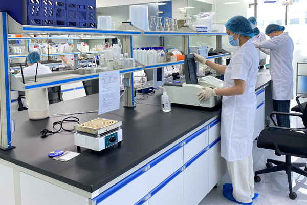 1756891698928871.jpg 實驗室.jpg